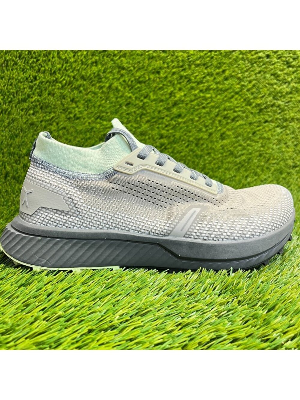 Flux Adapt Trail Runner Gray Mens Size 8.5 Womens Size 10 Athletic Knit Shoes